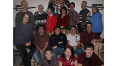 family_20100131.jpg (109683 bytes)